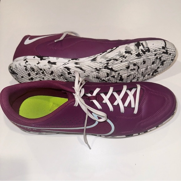 Nike Tiempo Rosewood Soccer Sneakers, Men’s Size 13 - burgundy/plum - Picture 10 of 10